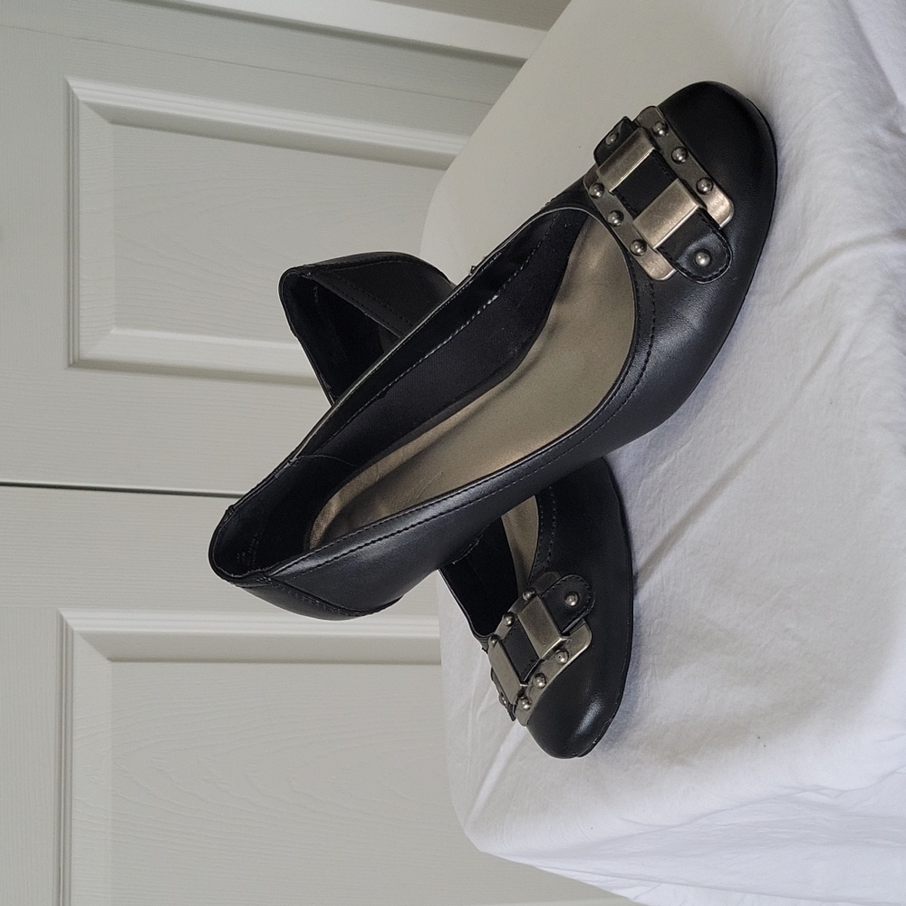 Black wedge "flats" from Elena Solane size 8